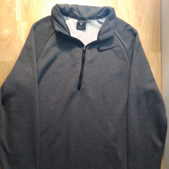 Nike Dri Fit 1/4 Zip Sweatshirt Athletic Performance - Picture 3 of 9
